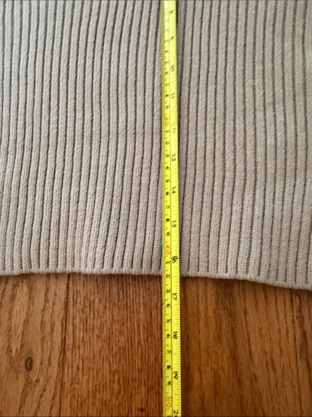 Mable Ribbed Knit Mock Neck Cropped Sweater Taupe M Clean Girl Chic Minimalist‎ - Picture 6 of 11